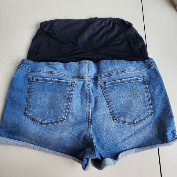 Isabel by Ingrid & Isabel Maternity Womens Midi Shorts Cuffed Hem Blue Size 16 - Picture 9 of 10